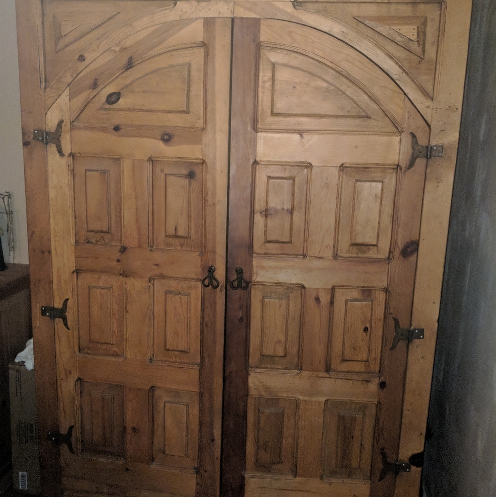 Armoire